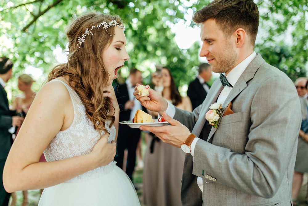 Wann sollte man die Hochzeitstorte servieren?